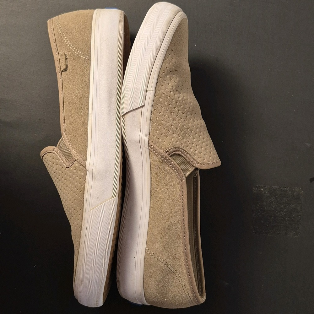 Keds Slip On Women's Size 10 Sneaker /Beige Suede Perforated Dream Foam Slip In - Picture 8 of 9
